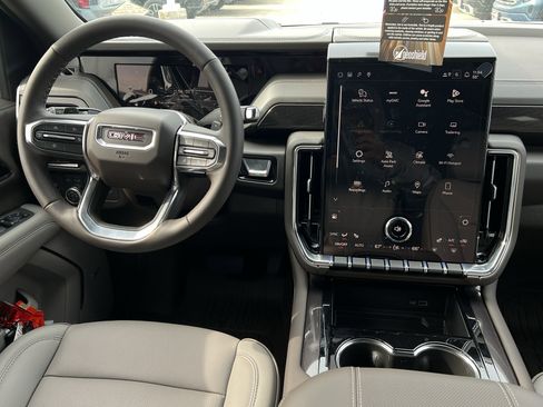 New 2026 GMC Yukon XL Elevation w/ LPO, Floor Liner Package image 10