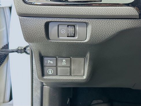 Used 2024 Honda Civic Sport Touring image 10
