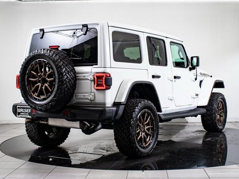 Used 2023 Jeep Wrangler Unlimited Rubicon 392 image 7