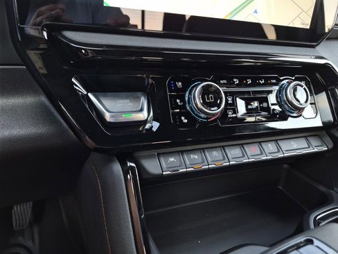 New 2026 GMC Sierra 1500 AT4 w/ AT4 Premium Package image 22