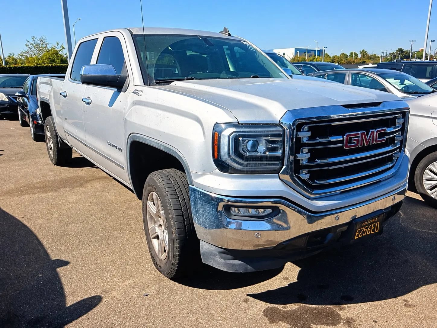 Used 2016 GMC Sierra 1500 SLT w/ SLT Preferred Package AWD/4WD image 1