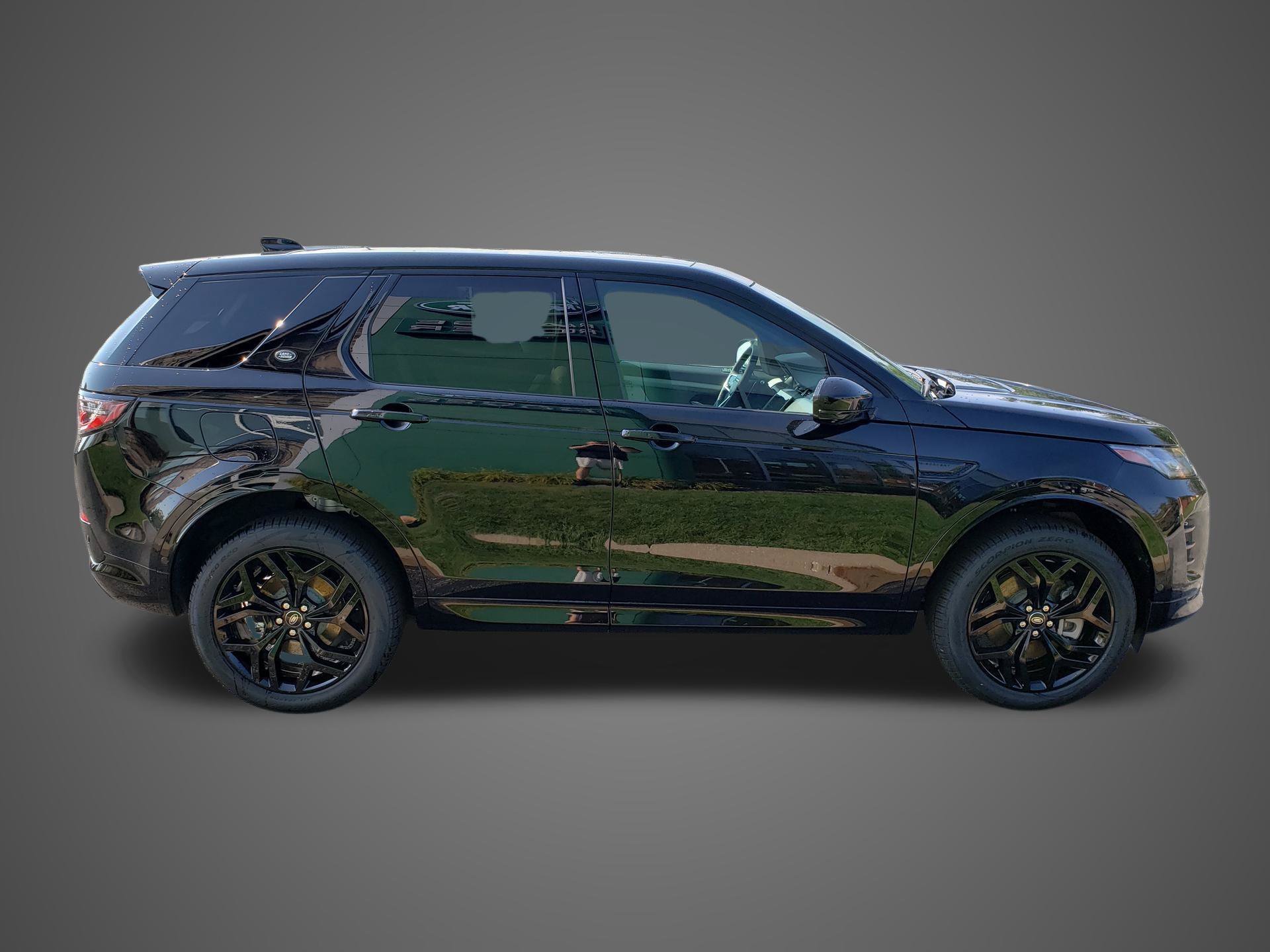 New 2026 Land Rover Discovery Sport Landmark AWD/4WD image 4
