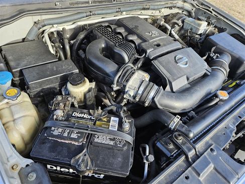 Used 2006 Nissan Frontier SE w/ (P01) Power Pkg image 17