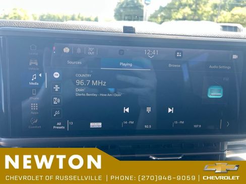 Used 2025 Jeep Gladiator Sport AWD/4WD image 10