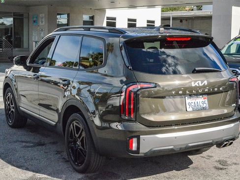 Used 2023 Kia Telluride EX X-Line image 4