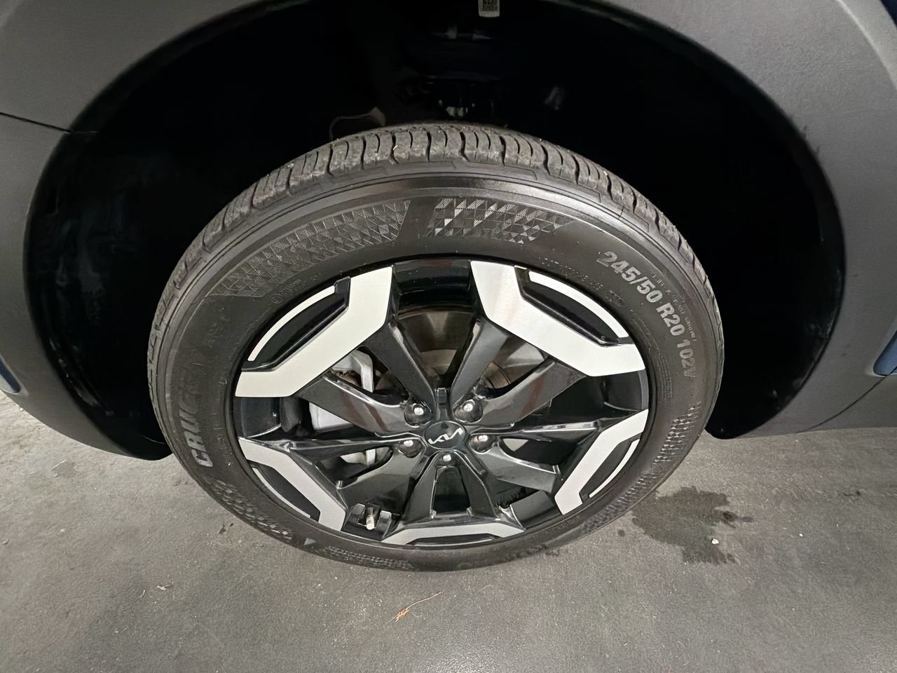 Used 2025 Kia Telluride S FWD image 33