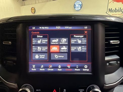 Used 2021 RAM 2500 Laramie AWD/4WD image 23