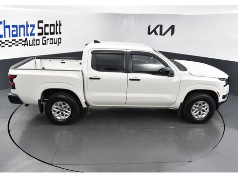 Used 2025 Nissan Frontier S image 14