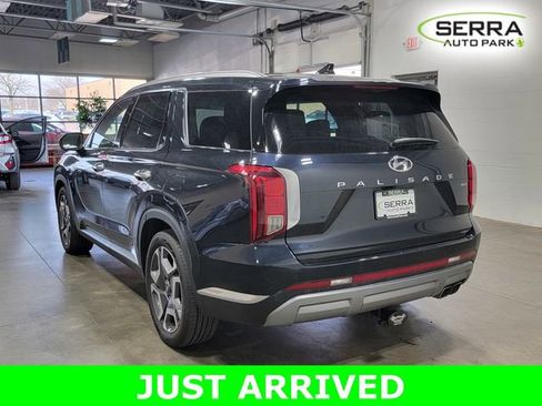 Used 2024 Hyundai Palisade Limited image 7