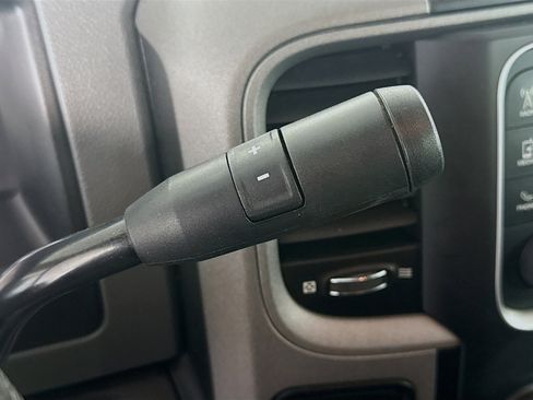 Used 2017 RAM 2500 Tradesman w/ Chrome Appearance Group image 20