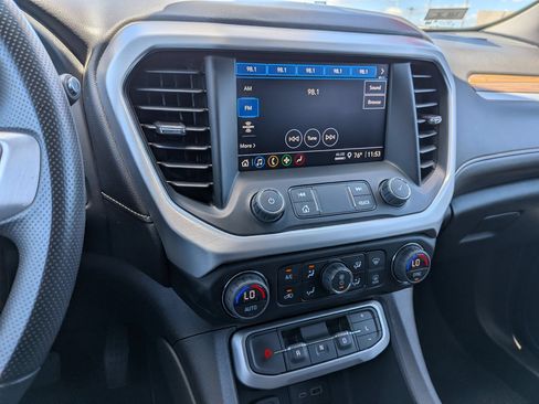 Certified 2023 GMC Acadia SLE w/ Driver Convenience Package FWD image 12