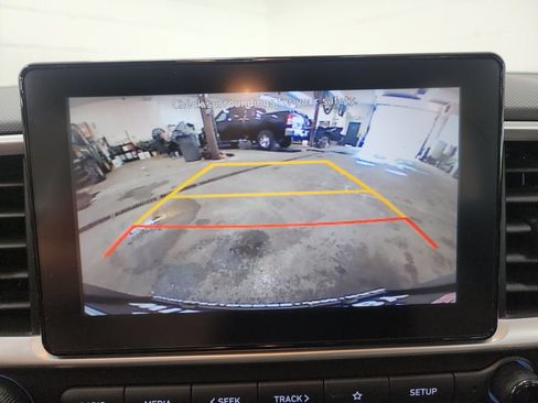 Used 2022 Hyundai Venue SEL w/ Cargo Package FWD image 18