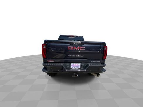 Used 2024 GMC Sierra 2500 Denali w/ Denali Reserve Package AWD/4WD image 9