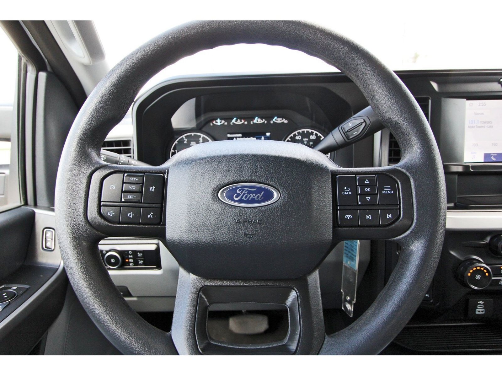Used 2025 Ford F250 XLT AWD/4WD image 15