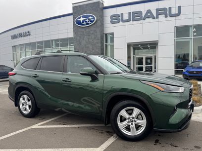 Used 2023 Toyota Highlander LE