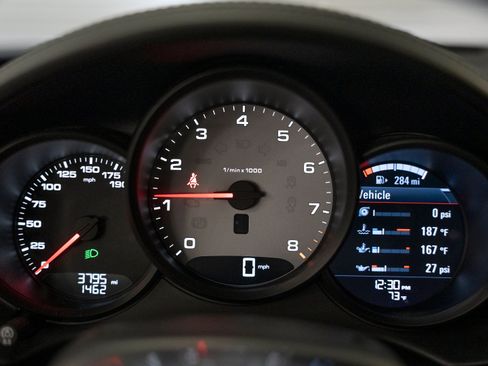 Used 2025 Porsche 718 Cayman S RWD image 36