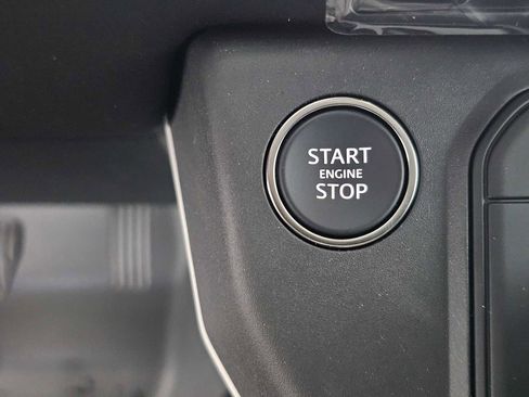 New 2026 Land Rover Defender 110 S image 29