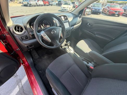 Used 2019 Nissan Versa SV FWD image 10