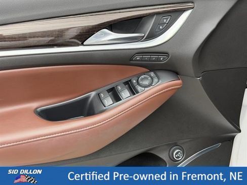 Used 2021 Buick Enclave Avenir w/ Avenir Technology Package AWD/4WD image 15