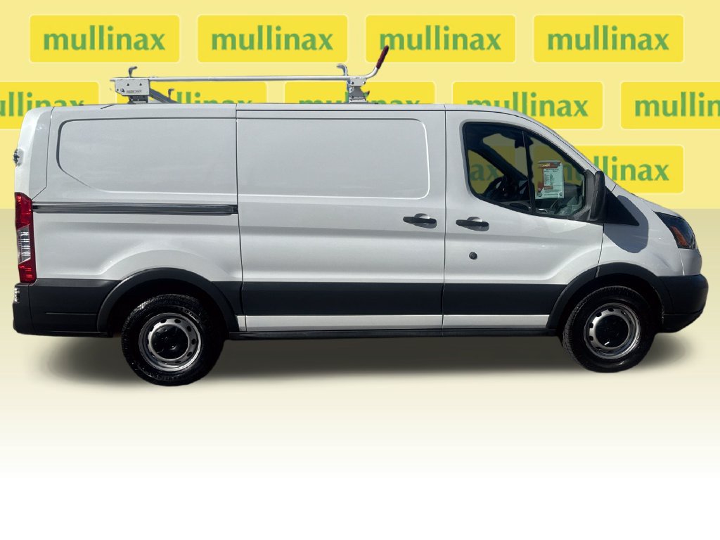 Used 2018 Ford Transit 150 130 Low Roof RWD image 2