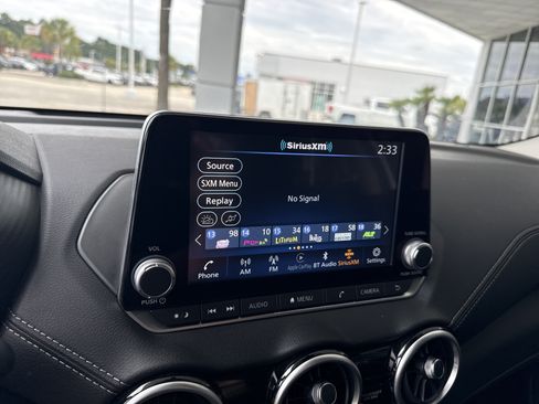 Used 2025 Nissan Sentra SV FWD image 22