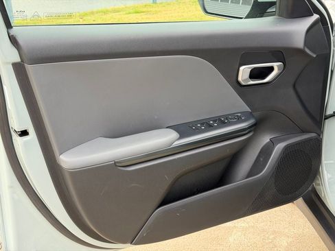 Used 2025 Kia K4 image 15