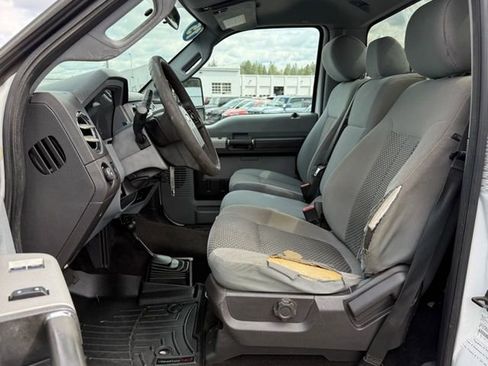 Used 2015 Ford F250 XLT w/ Snow Plow Prep Package AWD/4WD image 2