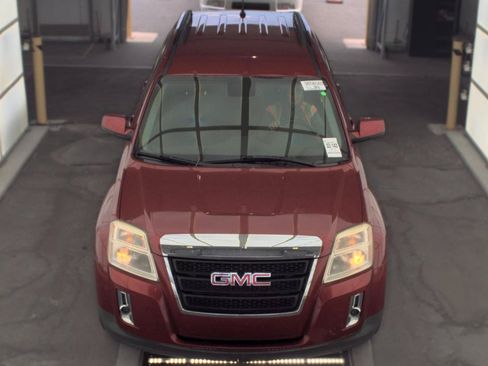 Used 2013 GMC Terrain SLE w/ Convenience Package FWD image 2