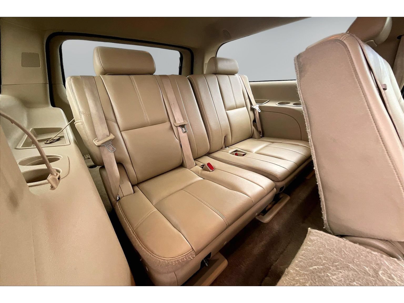 Used 2010 Chevrolet Suburban LT AWD/4WD image 26