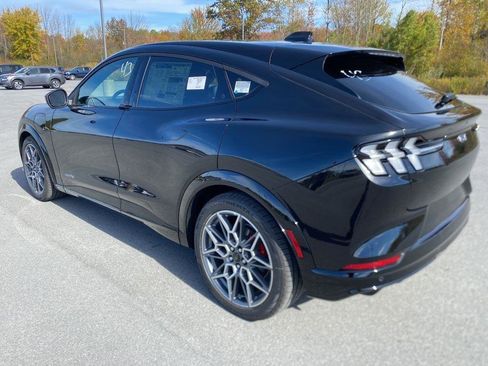 New 2025 Ford Mustang Mach-E GT w/ Interior Protection Package AWD/4WD image 9
