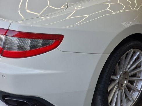 Used 2014 Maserati GranTurismo Sport RWD image 25