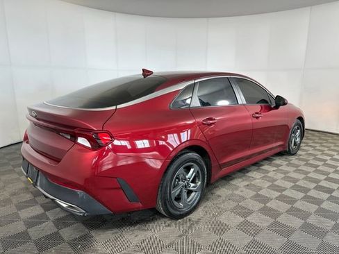 Used 2021 Kia K5 LX image 3