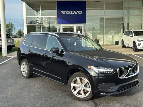 Used 2021 Volvo XC90 T6 Momentum w/ Protection Package Premier AWD/4WD image 2
