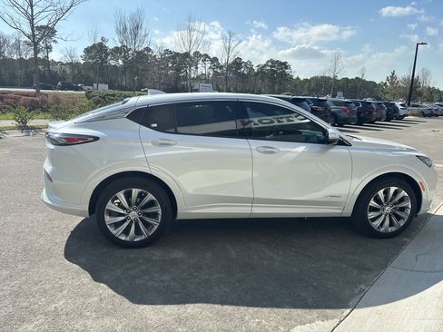 Used 2024 Buick Envista Avenir image 5