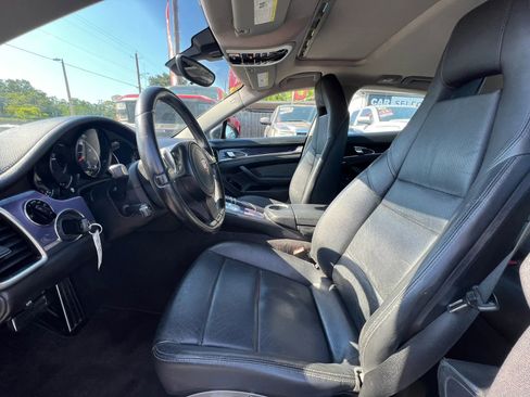 Used 2011 Porsche Panamera 4 AWD/4WD image 13
