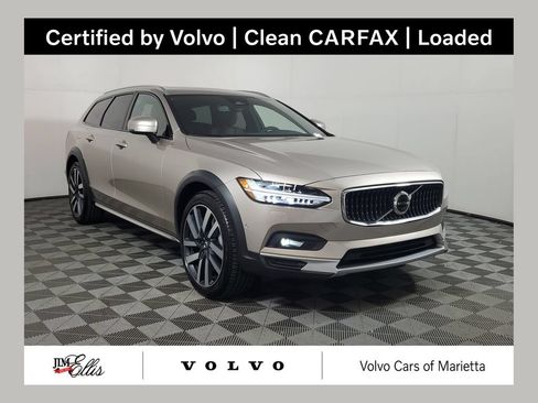 Certified 2026 Volvo V90 B6 Cross Country Ultra AWD/4WD image 1