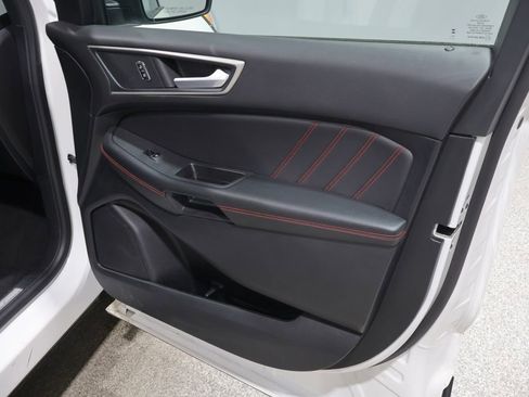 Used 2024 Ford Edge ST-Line AWD/4WD image 25