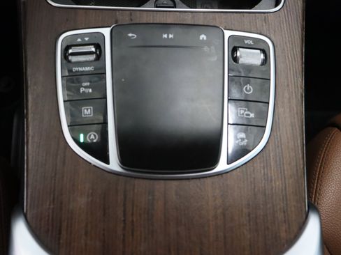 Used 2022 Mercedes-Benz GLC 300 image 21