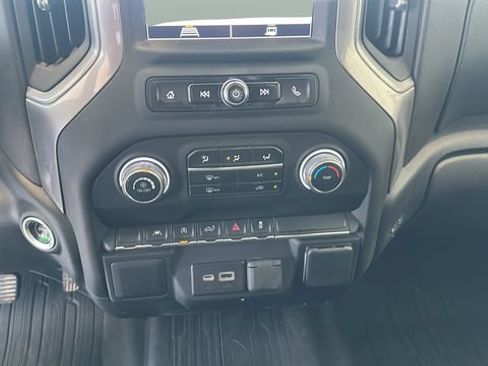 Used 2022 Chevrolet Silverado 1500 Custom AWD/4WD image 13