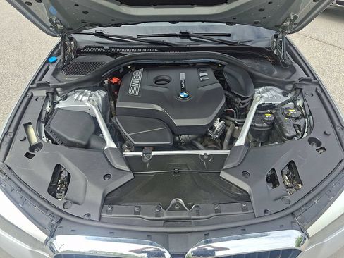 Used 2019 BMW 530i xDrive w/ Convenience Package AWD/4WD image 29