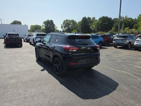 New 2026 Chevrolet TrailBlazer LT w/ Midnight Edition FWD image 5