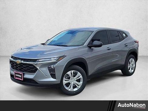 New 2026 Chevrolet Trax LS image 1