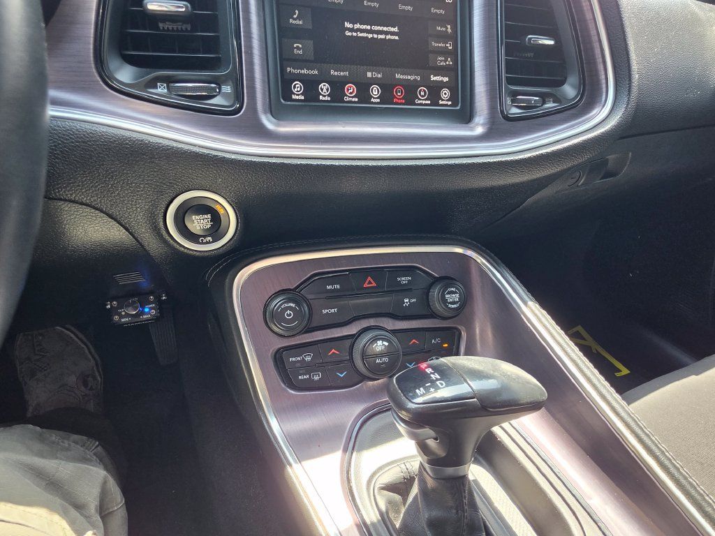 Used 2018 Dodge Challenger SXT RWD image 19