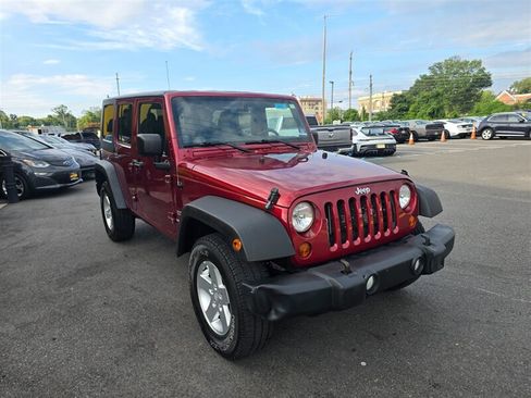 Used 2013 Jeep Wrangler Unlimited Sport AWD/4WD image 4