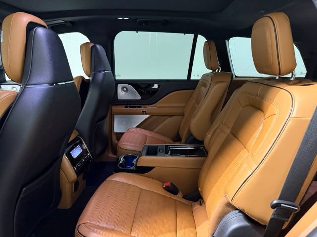 Used 2021 Lincoln Aviator Black Label w/ Dynamic Handling Package AWD/4WD image 24