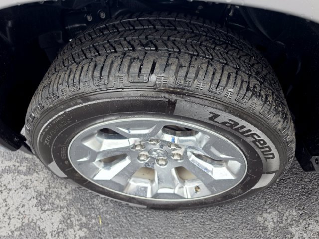 Used 2025 RAM 1500 Big Horn AWD/4WD image 9