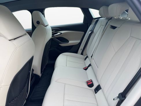 New 2025 Audi A6 e-tron Premium Plus image 13