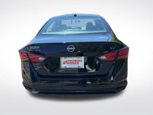 Used 2024 Nissan Altima 2.5 SV FWD image 4