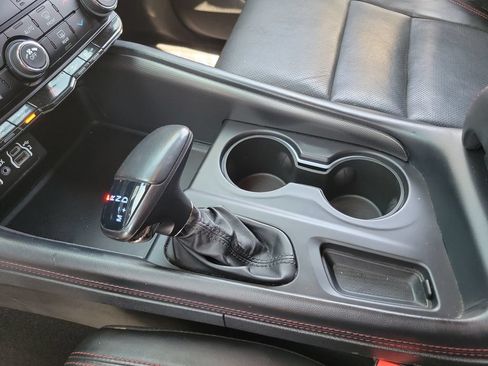 Used 2024 Dodge Durango GT RWD image 14