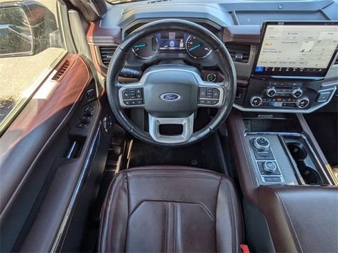 Used 2024 Ford Expedition Max Limited image 18